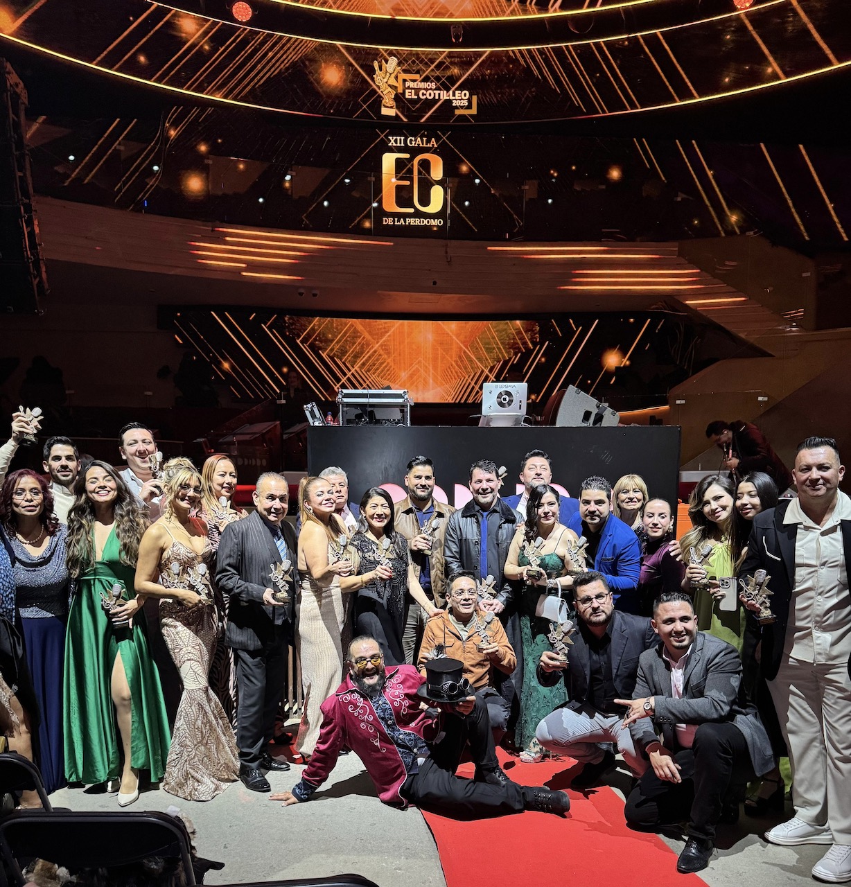 XII GALA DE LOS PREMIOS EL COTILLEO 2025: UNA NOCHE DE RECONOCIMIENTO Y ESPECTÁCULO